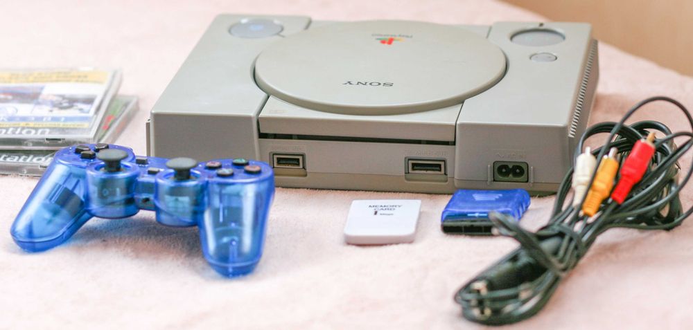 Продам sony playstation one ps1 SCPH-9002