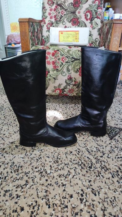 Сапоги  хромовые 42р новые