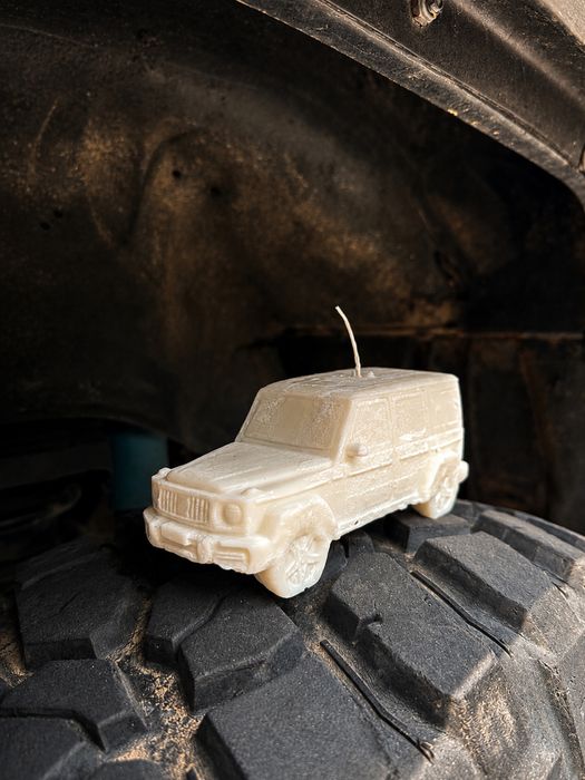 Vela Artesanal Inspirada no Mercedes G-Class (G-Wagen)