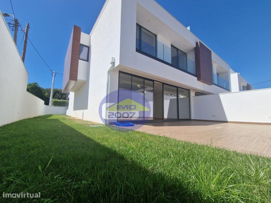 Moradias de Luxo em Canidelo