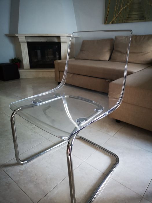 Cadeira acrílico