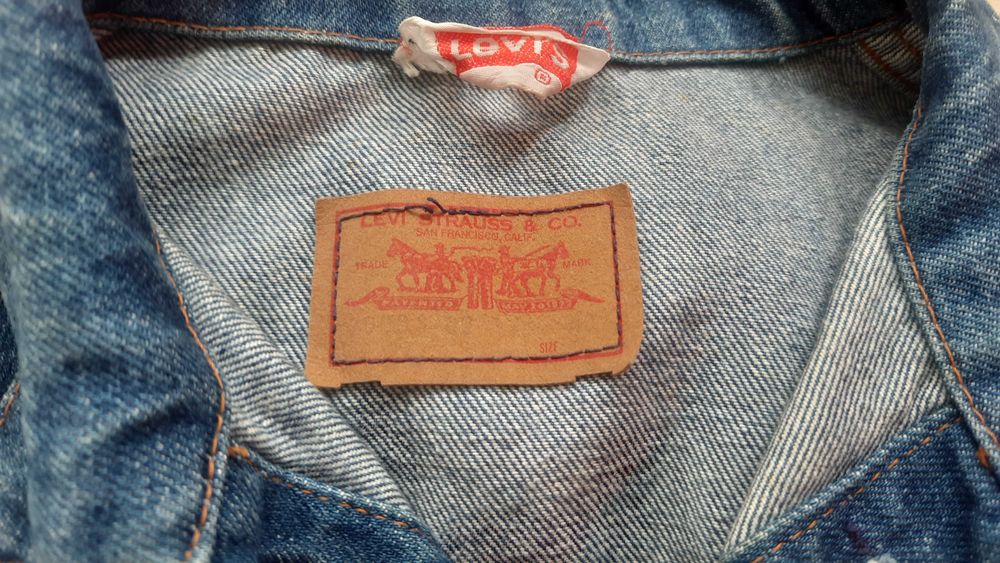 Джинсова куртка Levis M