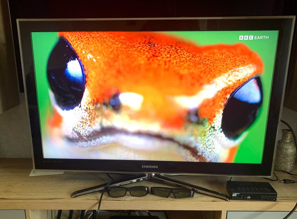 TV LED Samsung 40 cali LE40C750 z okularami 3D + Dekoder DVB-T2