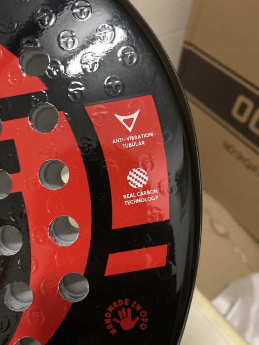 Raquete de padel nova