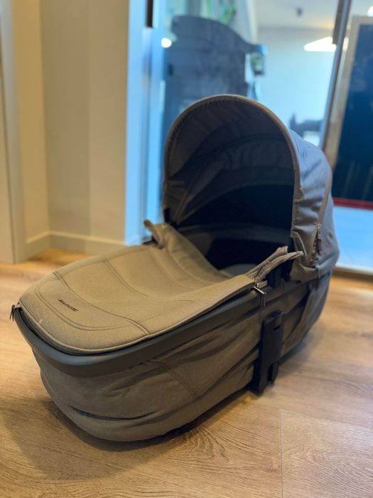 Pack Maxi-Cosi Trio Fame c/ Alcofa + Pebble 360 Pro² Truffle