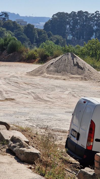 Vendo areias tonelada