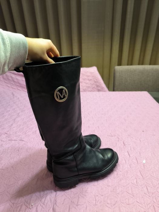 Botas pretas Manuel Alves