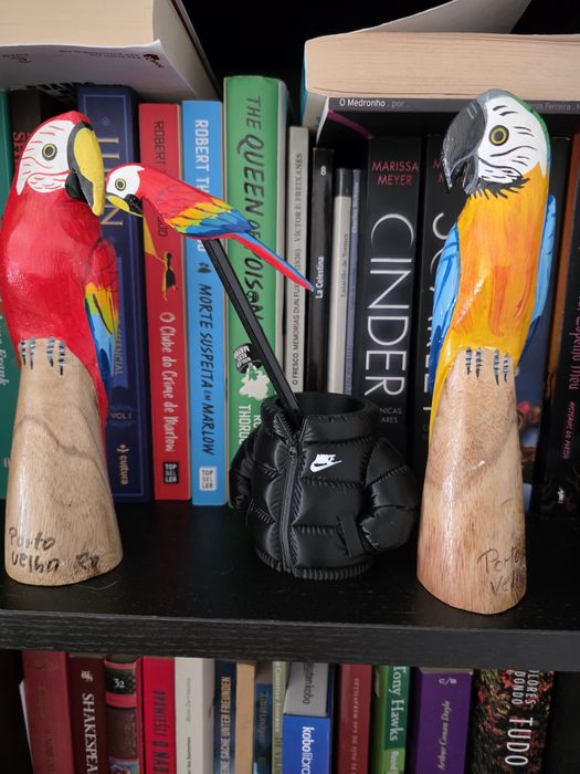 porta-canetas em formato de jaqueta