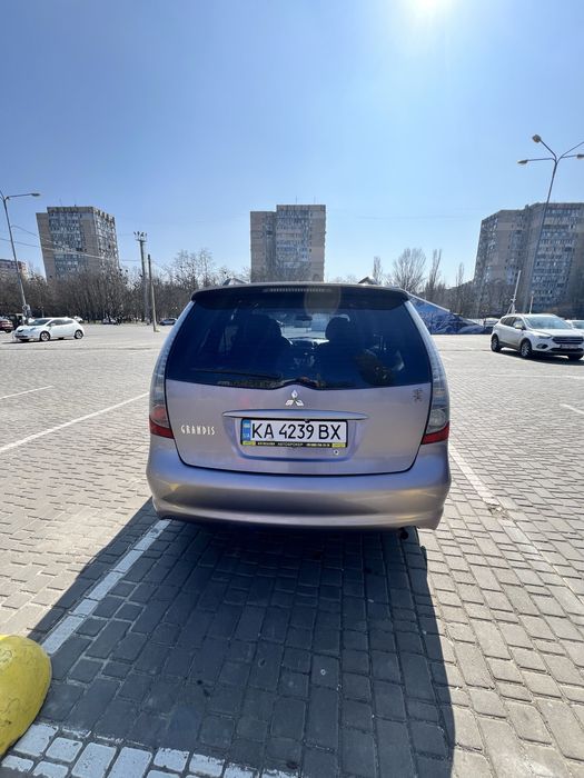 Продам Mitsubishi Grandis 2005