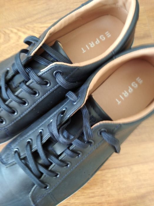 Sprzedam buty damskie