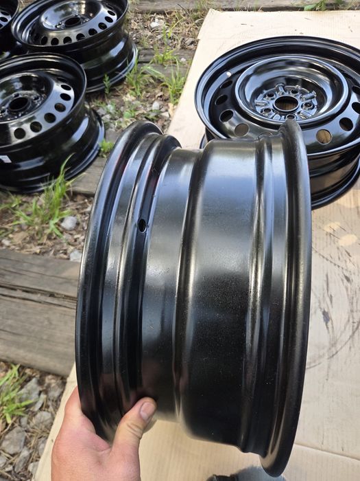 felgi stalowe 16" 5x100 6,5x16 ET 45 TOYOTA AVENSIS PRIUS URBAN