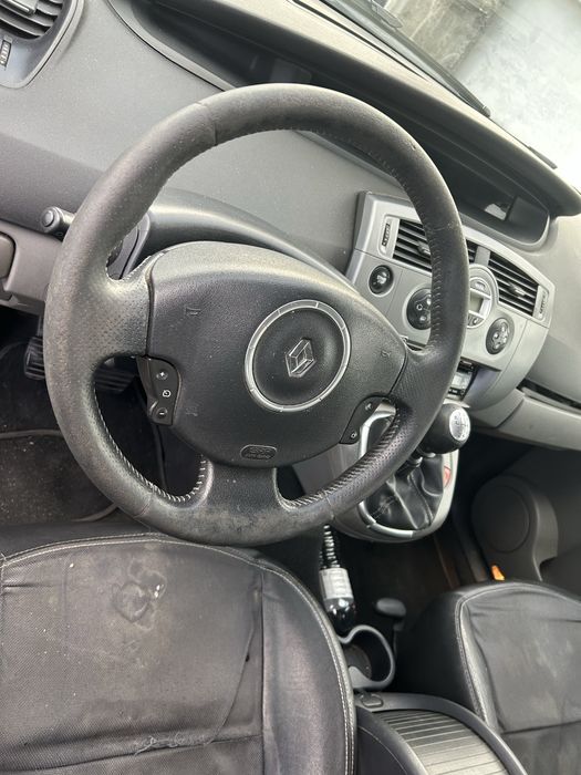 Vendo ou troco Renault Scenic