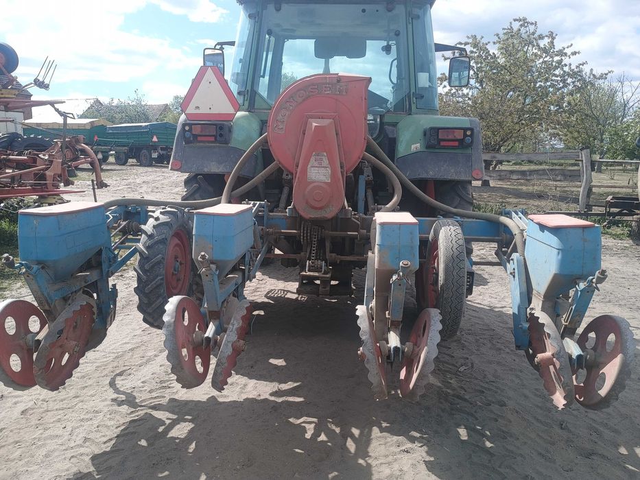 Siewnik do kukurydzy monosem