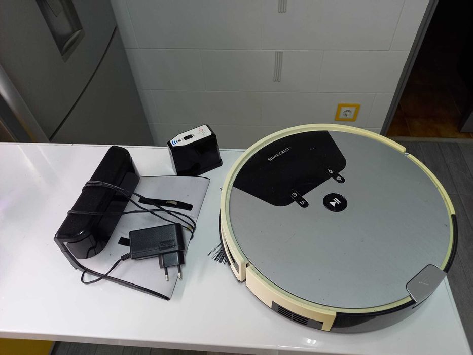 Aspirador Robot de limpeza silvercrest