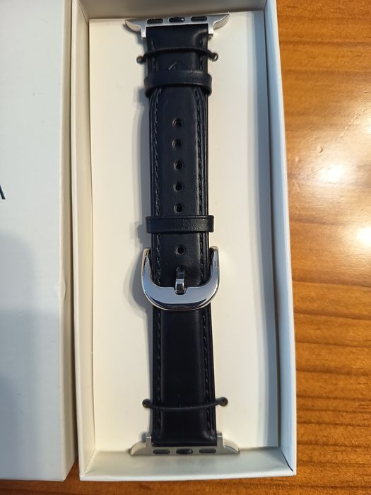 Apple - Bracelete em couro