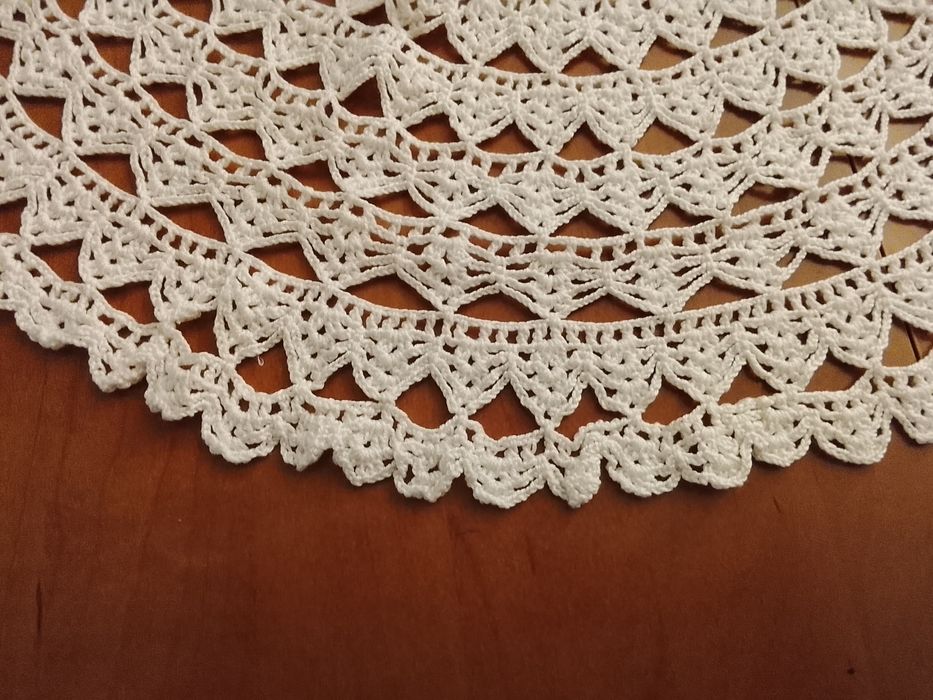 Centro de mesa em crochê feito á mão