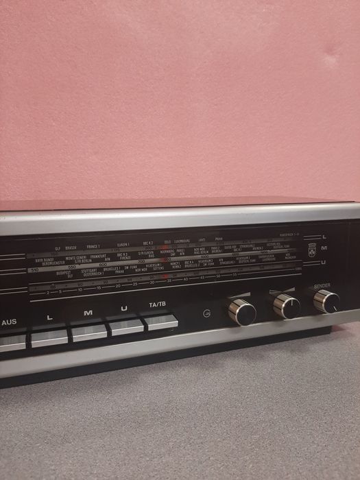 Rádio grundig type rf450