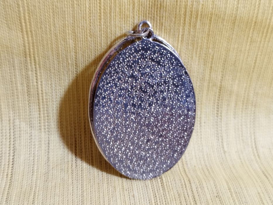 Wisiorek "2 w 1" / Metaloplastyka plus szkiełka/ Nowy