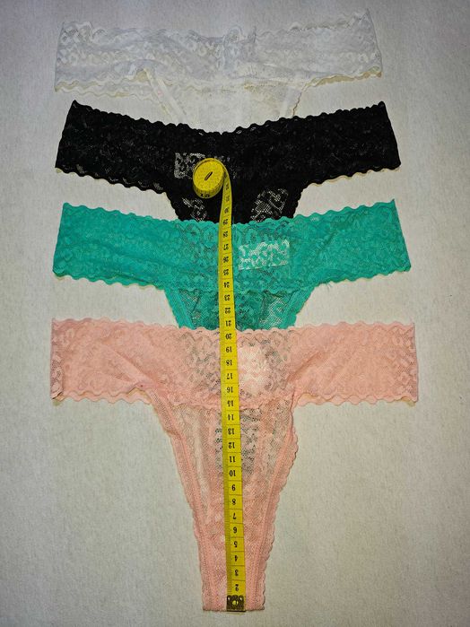 Majtki Stringi koronkowe S