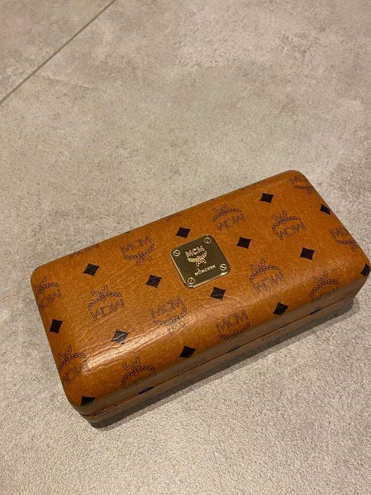 MCM etui na okulary Visetos – koniakowe/brązowe
