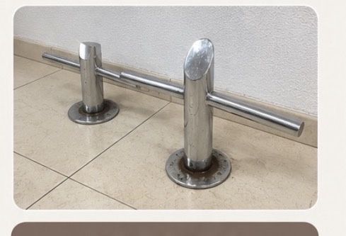 Espelhos e cadeiras cabeleireiro