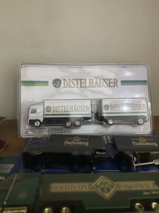 Camiões miniatura novos