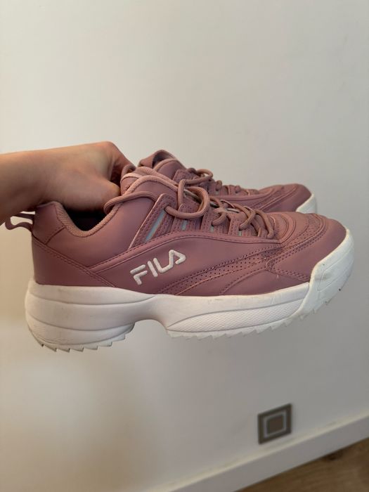 Buty różowe Fila