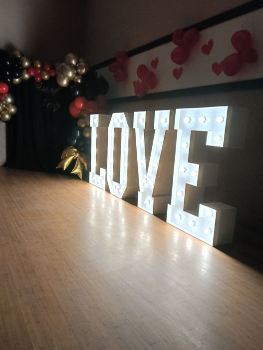 Wynajem Cyfr Napisu LED