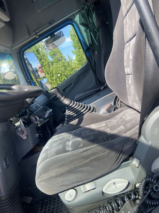 Mercedes Atego 1328 Laweta