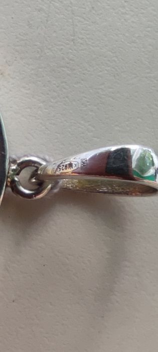 Продається срібна підвіска з Архангелом Михаїлом