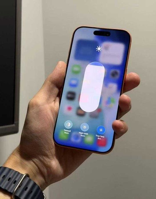 iPhone 17 Pro, 256 ГБ, eSIM