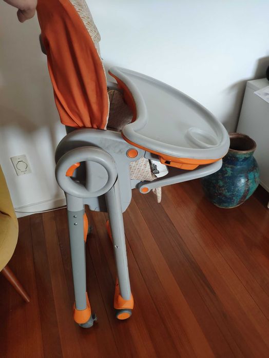 Cadeira de alimentação portátil Fancy Chicken Polly 2 Start da Chicco