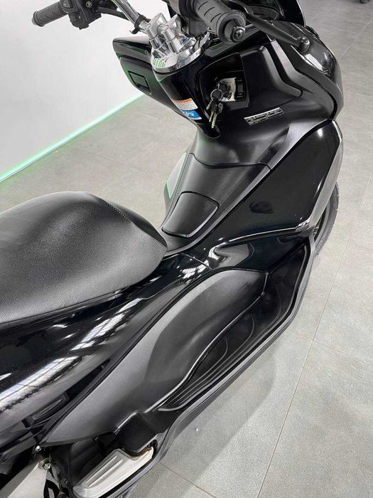 Скутер Honda PCX 125