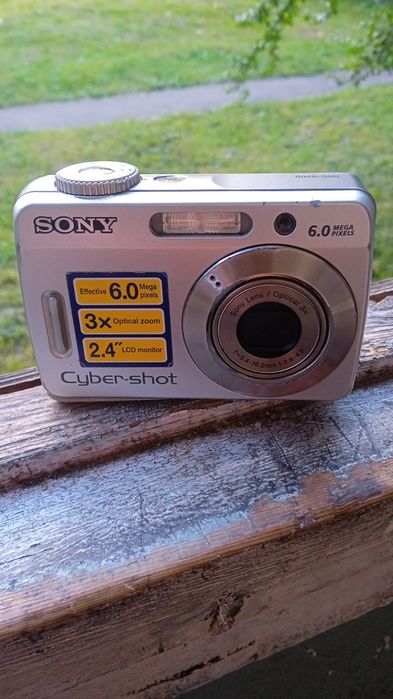 Фотоапарат sony Cyber shot DSC-S500 рабочий.