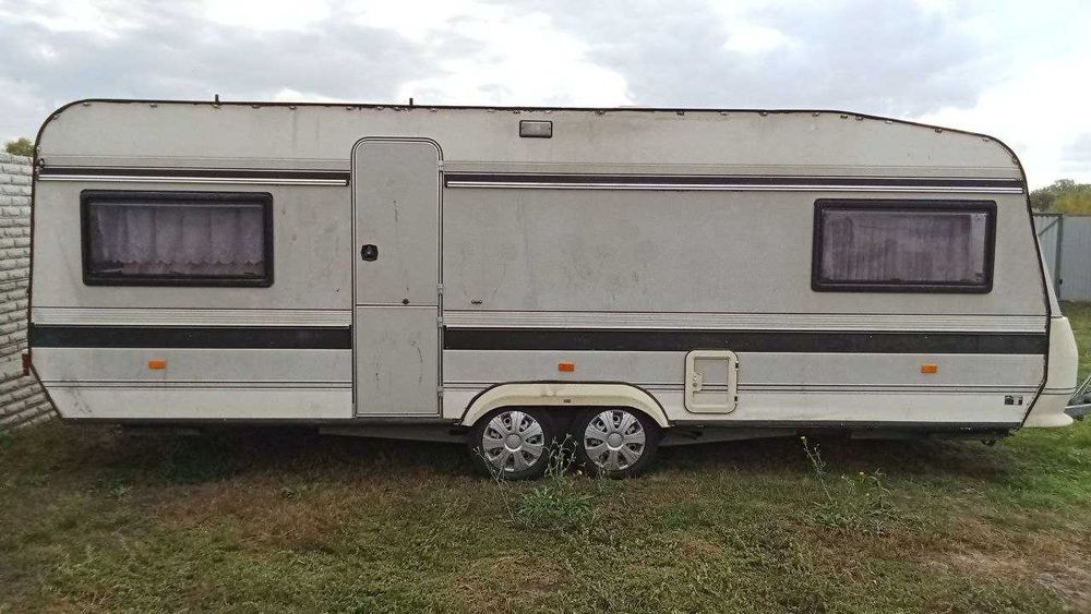 караван кемпер Hobby 610 жилой прицеп 1992 две оси