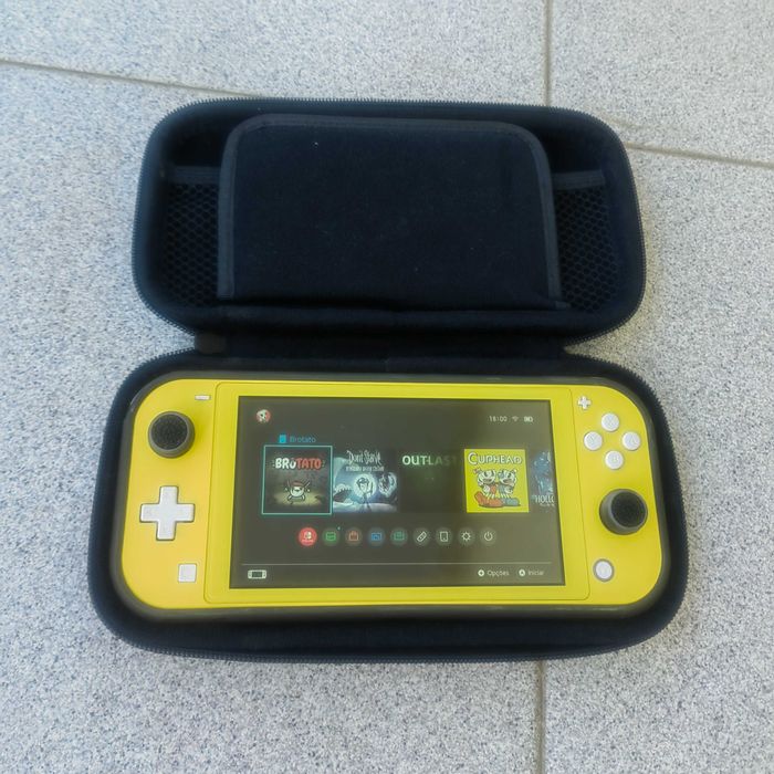 Nintendo Switch Lite Completa + 128GB