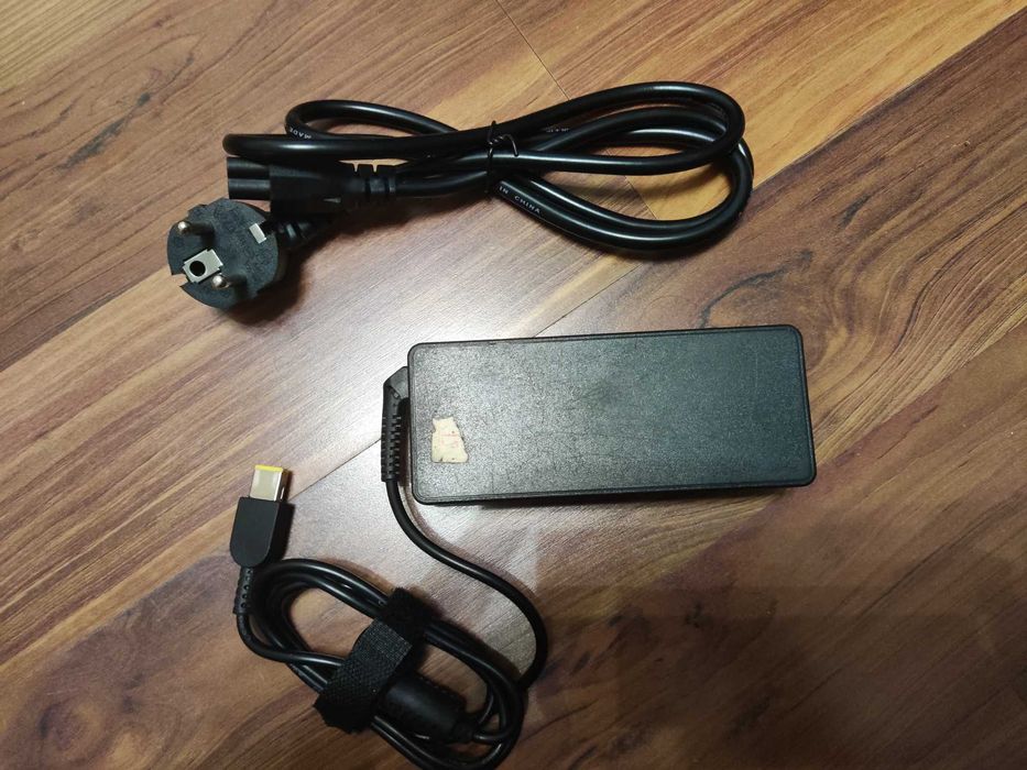 Оригінал блок живлення Lenovo 90w 20V 4,5A