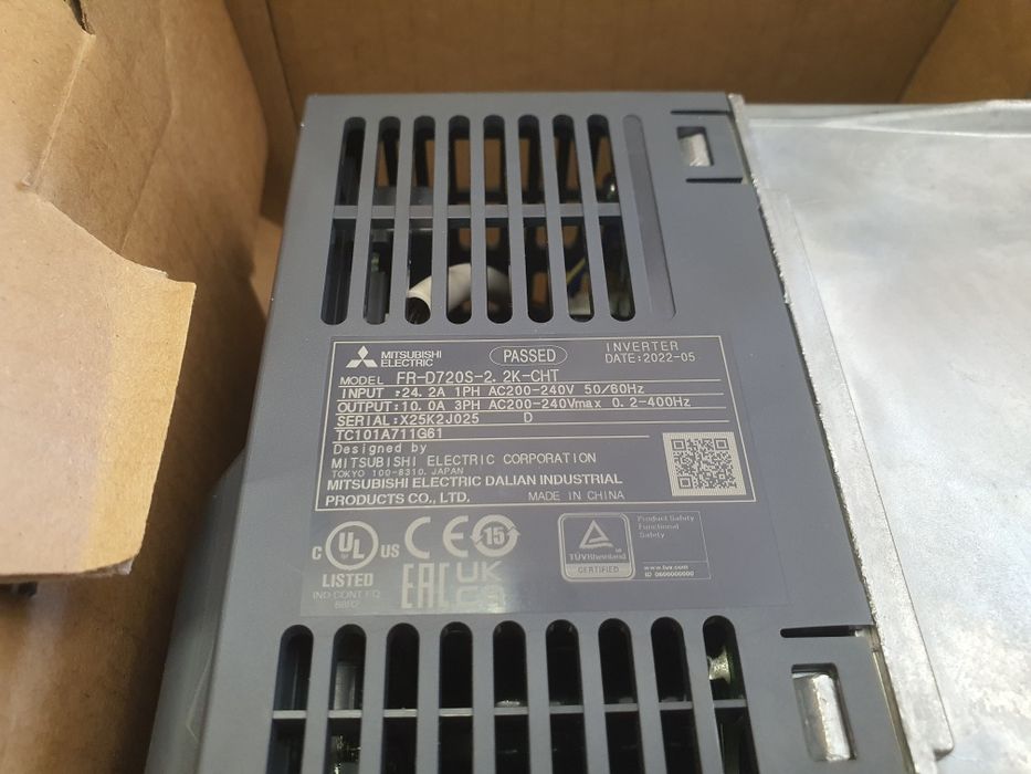 Частотник / Инвертор для шпинделя 2.2кВт Mitsubishi FR-D720S. ЧПУ