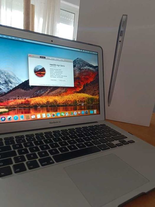 Vendo Portátil Apple MacBook air 2017 com caixa e carregador original