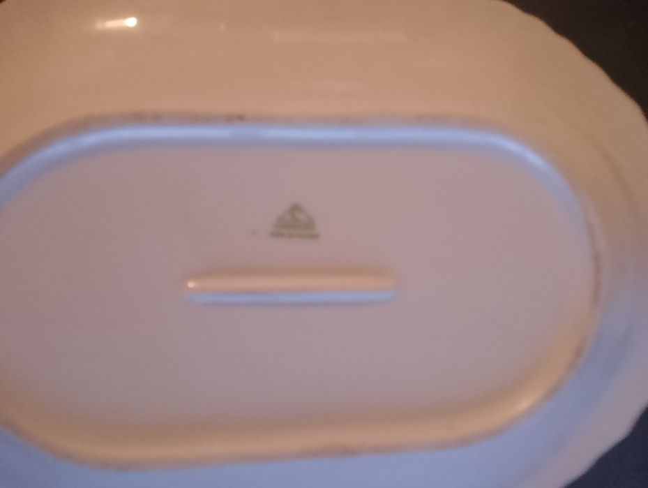 Kryształy i patery porcelanowe