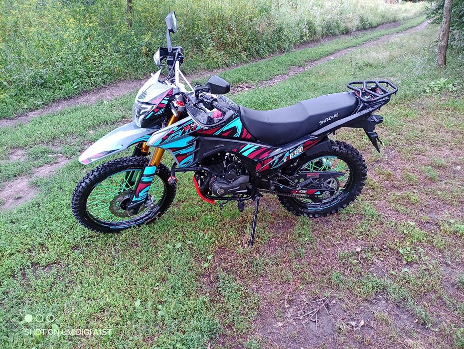 Продам шінерай вхр 300