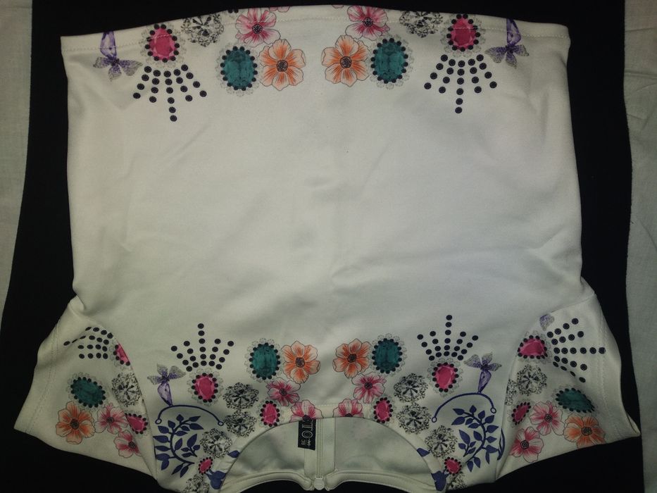 Жіночий топ XS-S