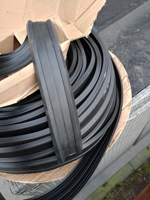 Uszczelka gumowa łączona dwa razy  2,5 cm