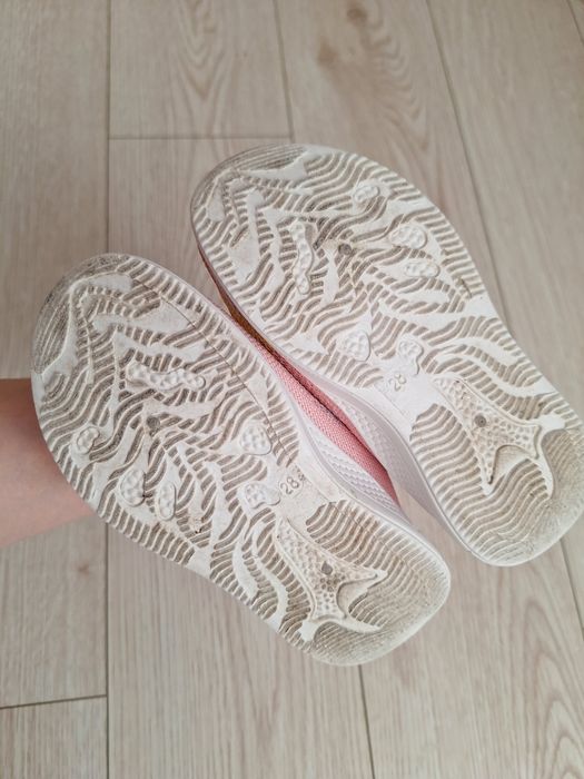 Макасіни Кросівки Капчики для дівчинки 28 розмір