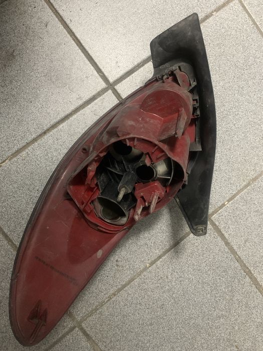 Farolim Peugeot 206 escurecido usado