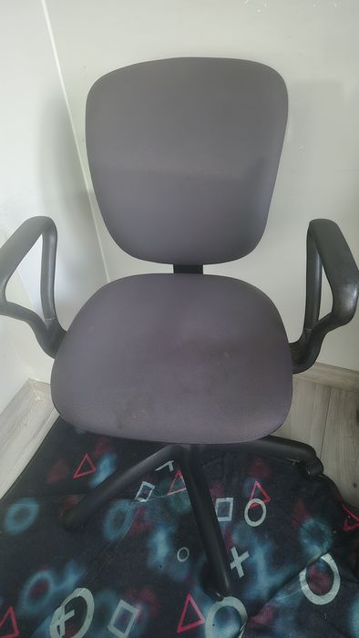 Sprzedam łotel do biurka