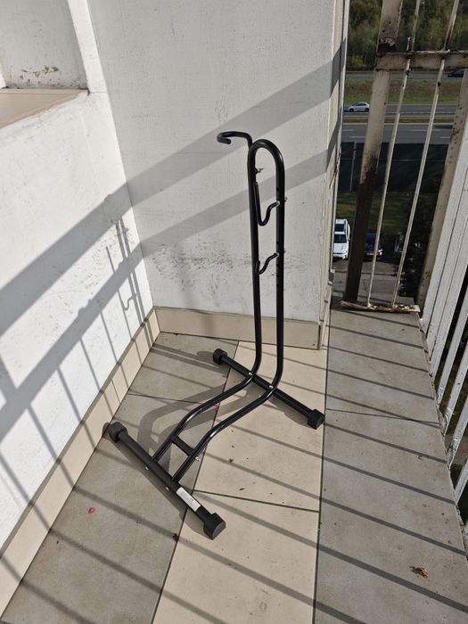 Stojak na rower czarny
