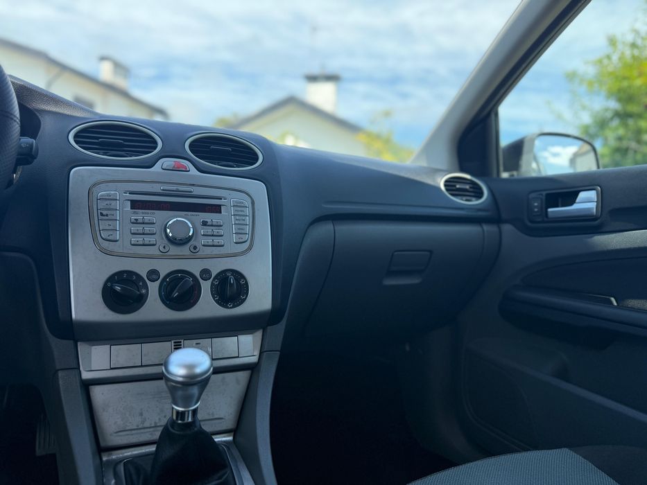 Ford Focus 2008470429292141619204