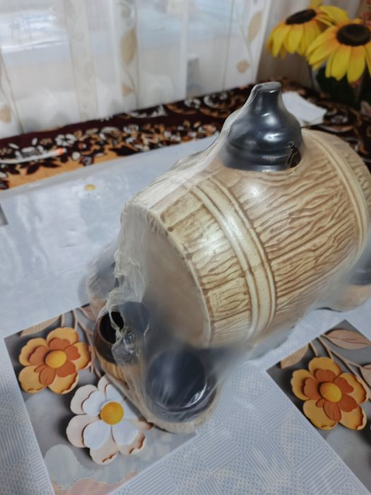 Керамічна бочка з краном та келехами