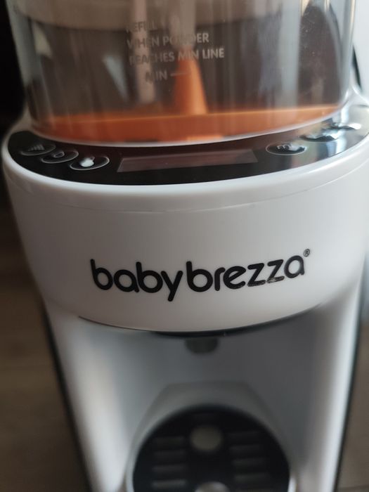 Ekspres do mleka modyfikowanego babybrezza